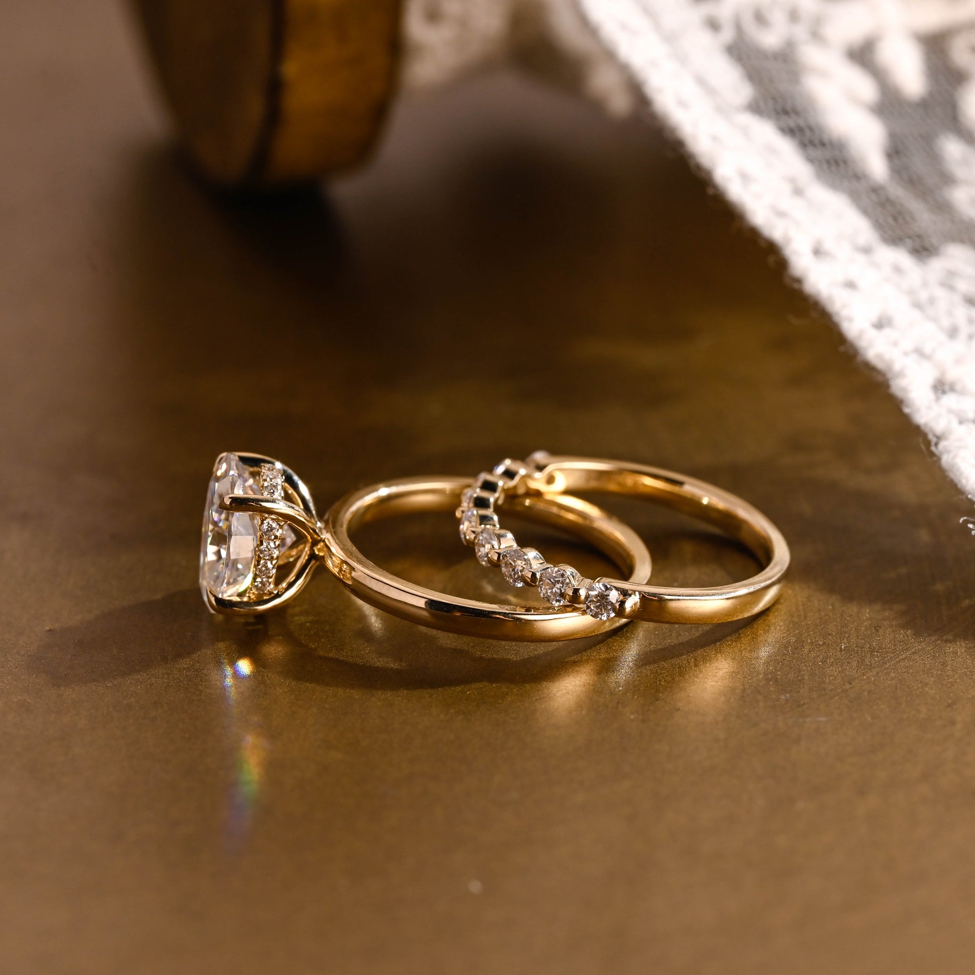 Solid Gold Classic Hidden Halo Oval Moissanite Engagement Ring Set
