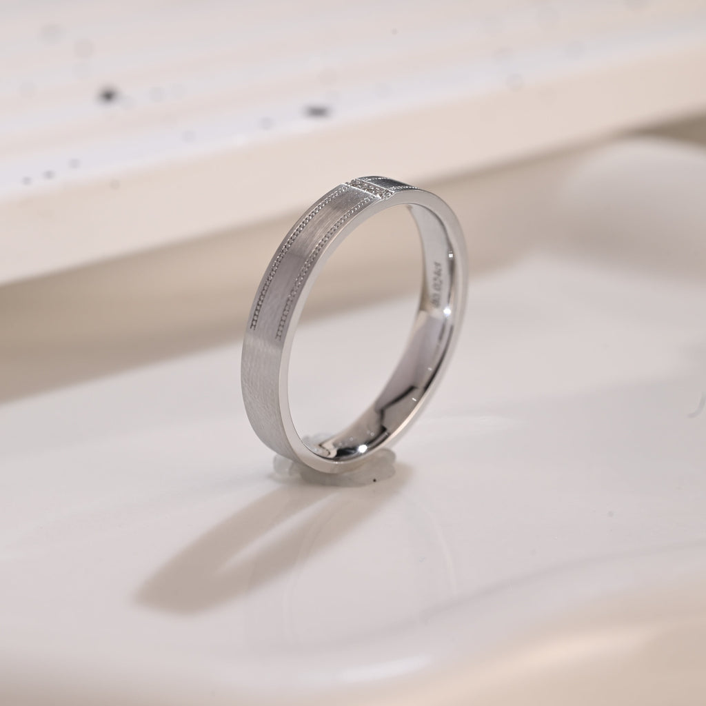 Solid Gold 4mm Width Round Cut Moissanite Wedding Band for Men