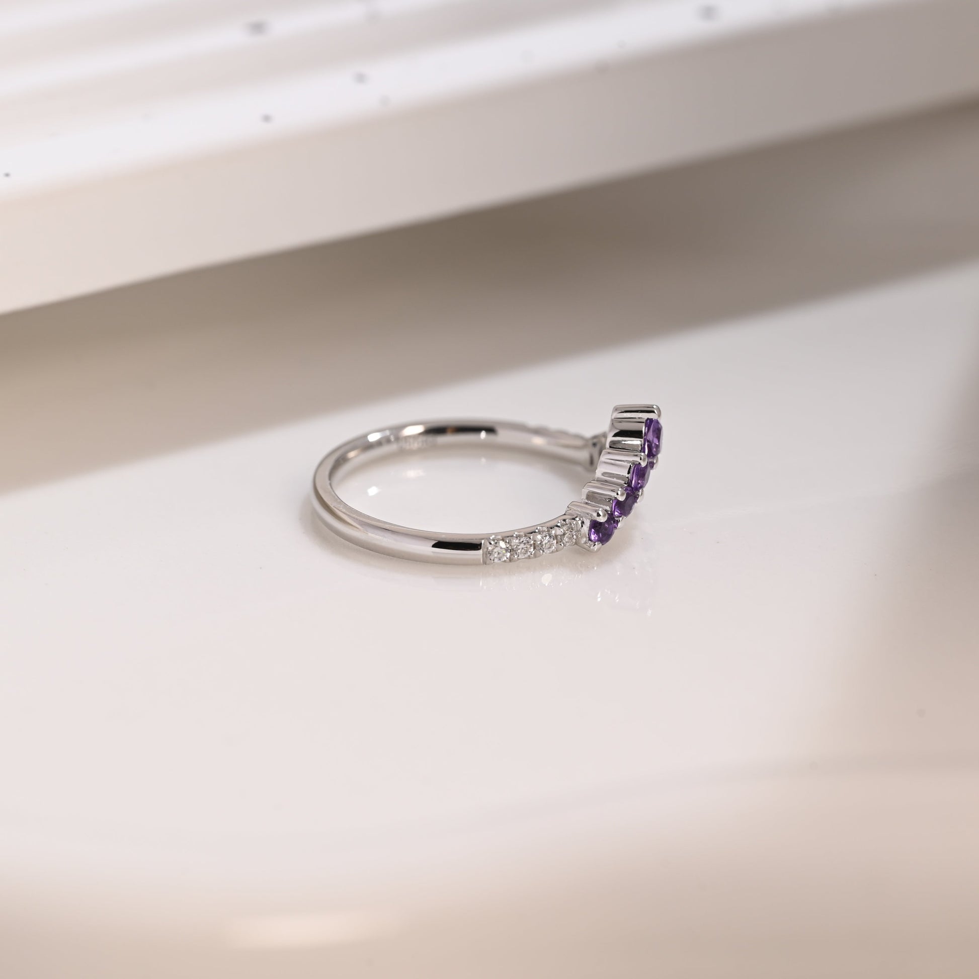 Solid Gold Curved Round Cut Amethyst & Moissanite Wedding Band