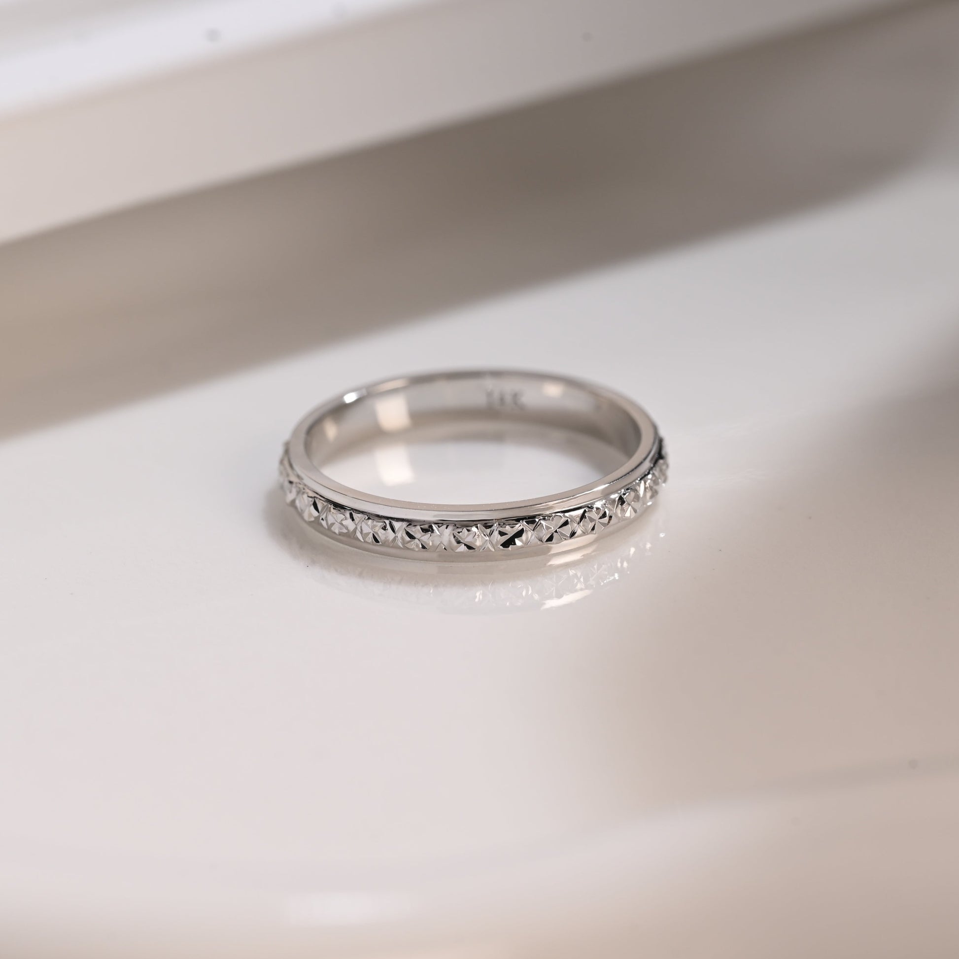 Solid Gold 3mm Width Diamond Pattern Engraved Wedding Band