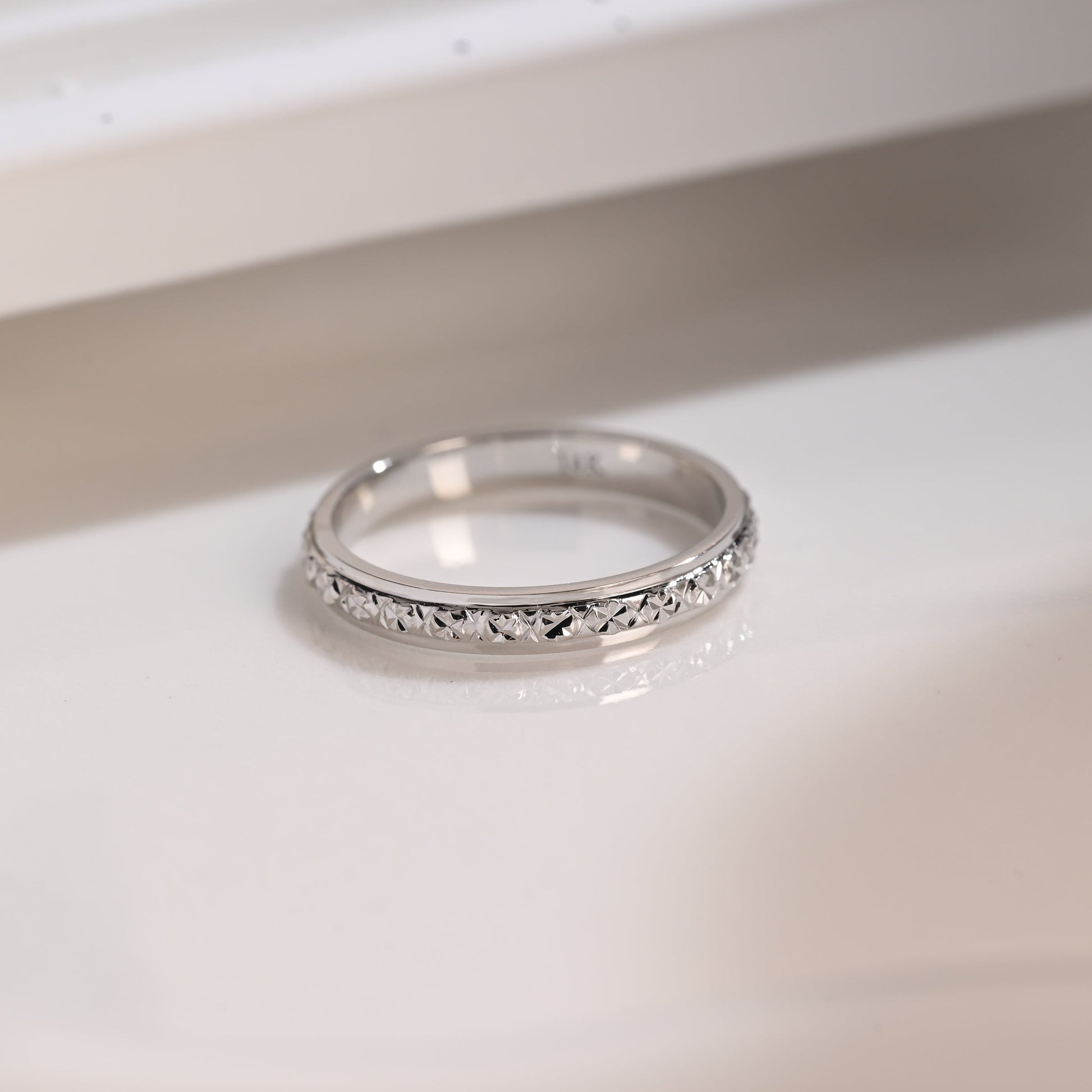 Solid Gold 3mm Width Diamond Pattern Engraved Wedding Band