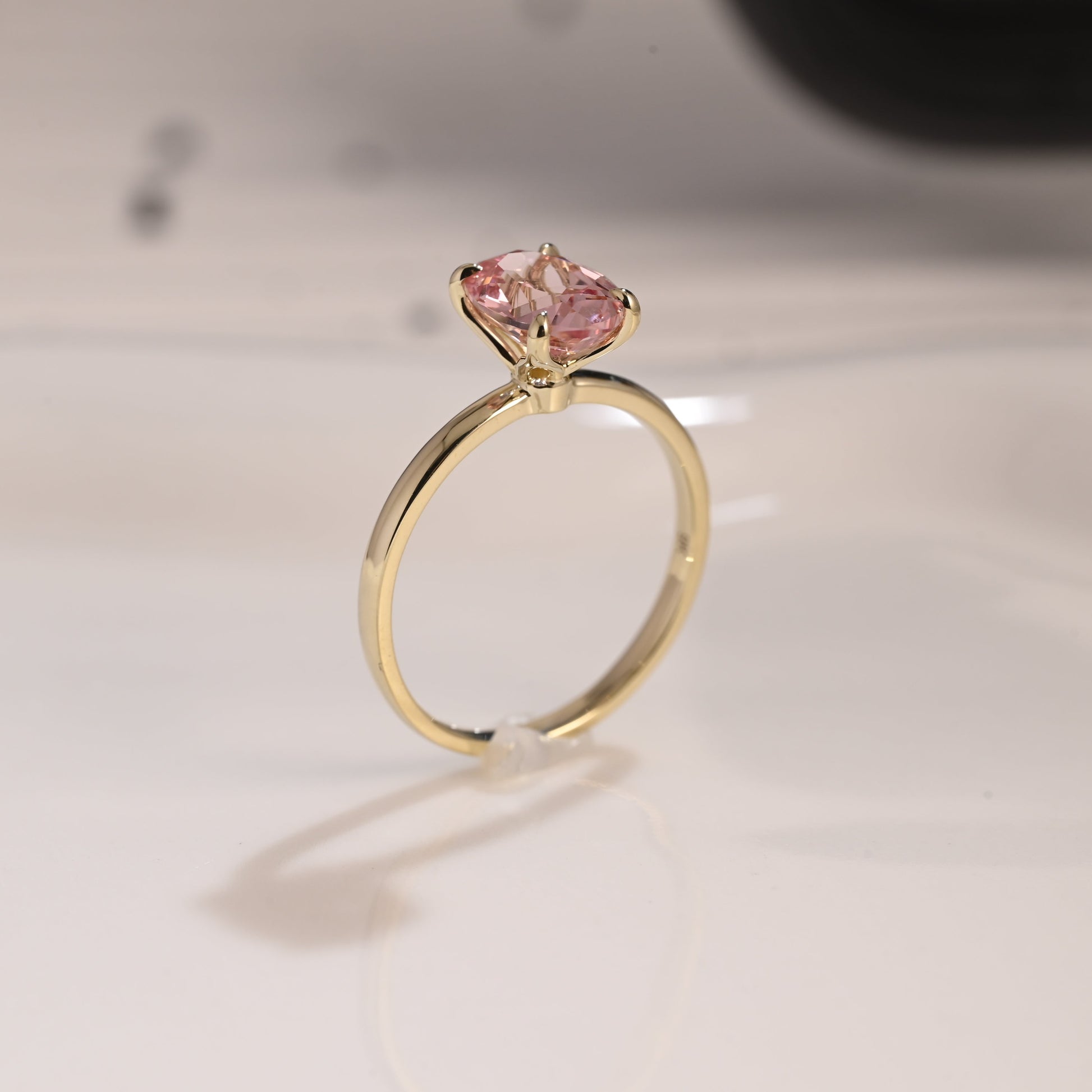 Solid Gold Solitaire Oval Cut Pink Sapphire Engagement Ring Tulip Set