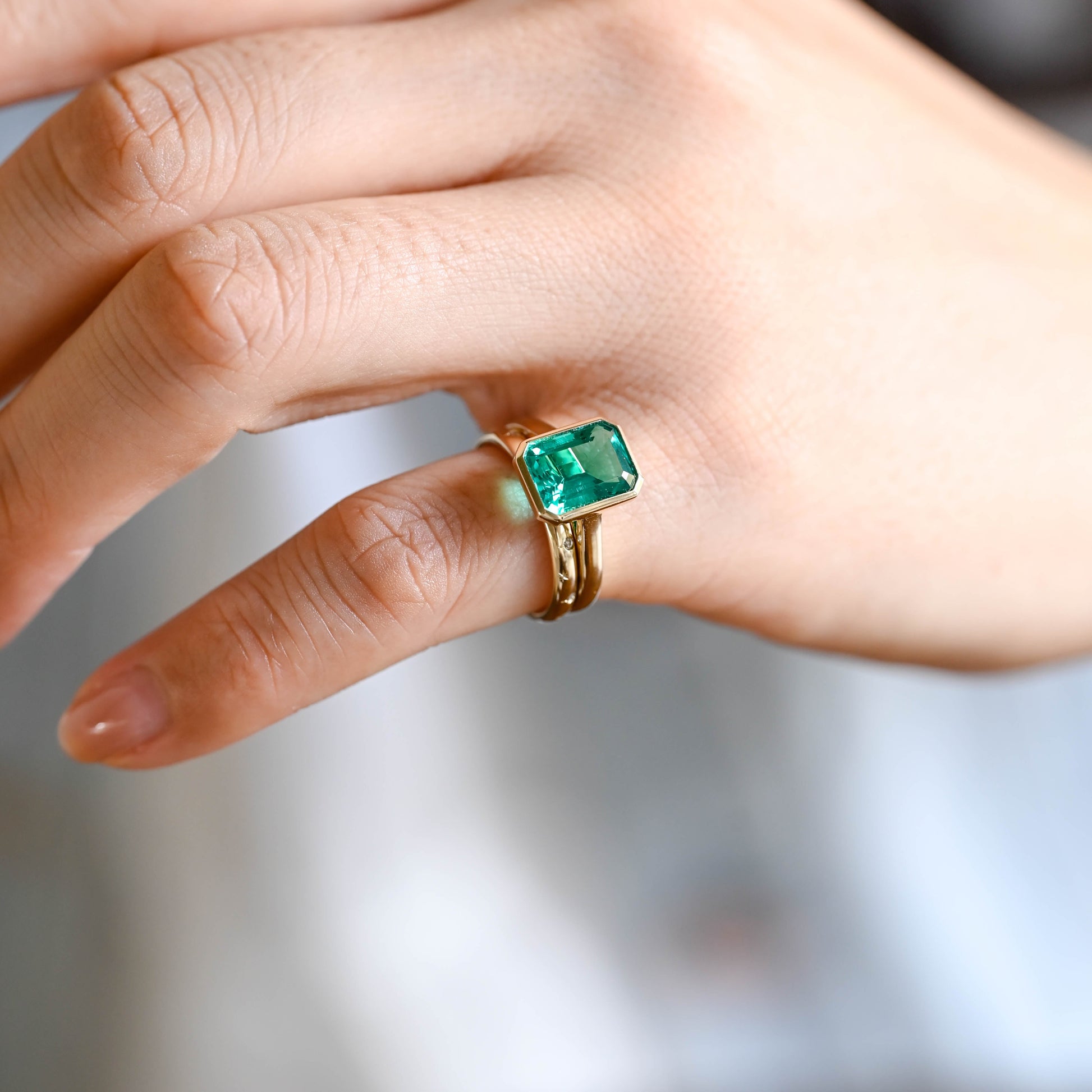 Solid Gold Solitaire Lab Grown Emerald Wedding Ring Set