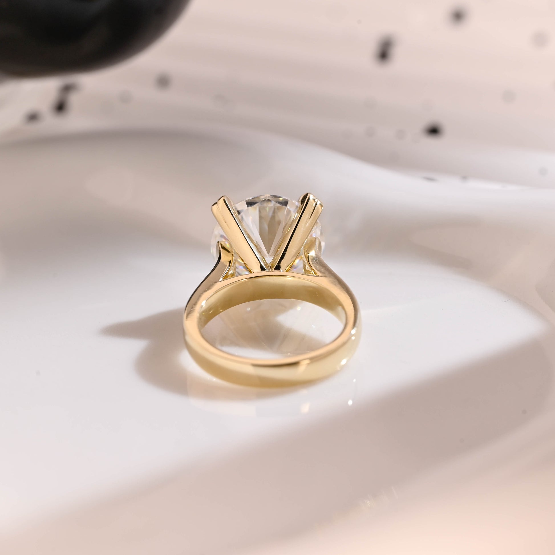 Solid Gold 3mm Width Solitaire Round Cut Moissanite Engagement Ring