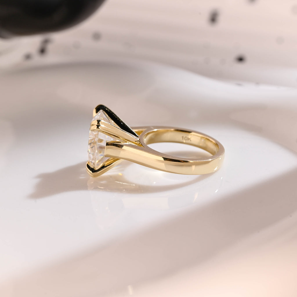 Solid Gold 3mm Width Solitaire Round Cut Moissanite Engagement Ring