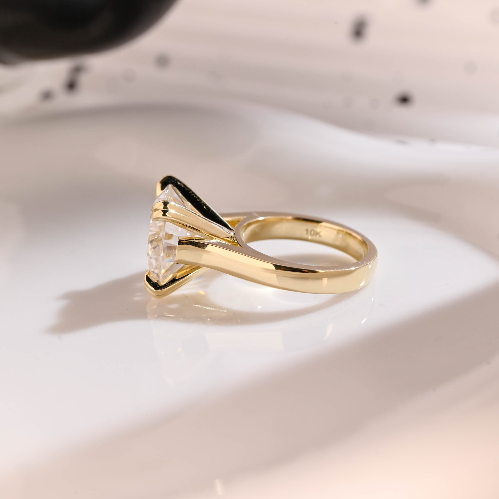 Solid Gold 3mm Width Solitaire Round Cut Moissanite Engagement Ring