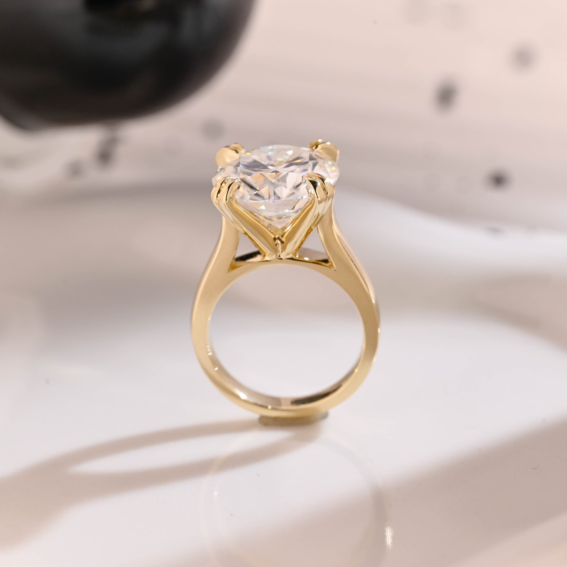 Solid Gold 3mm Width Solitaire Round Cut Moissanite Engagement Ring
