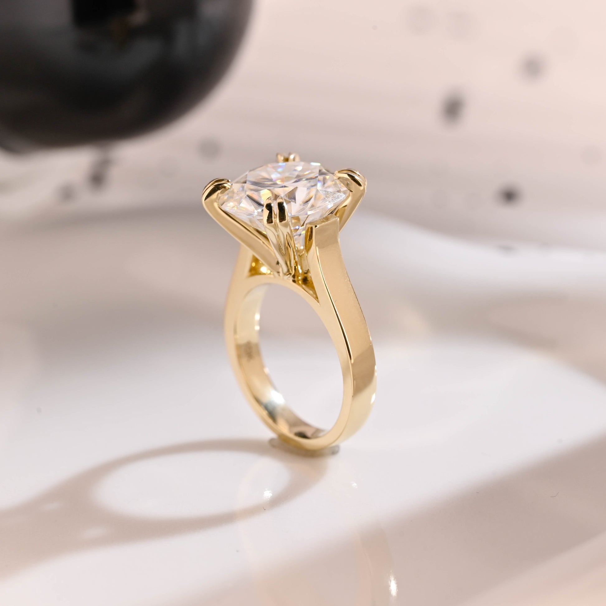 Solid Gold 3mm Width Solitaire Round Cut Moissanite Engagement Ring