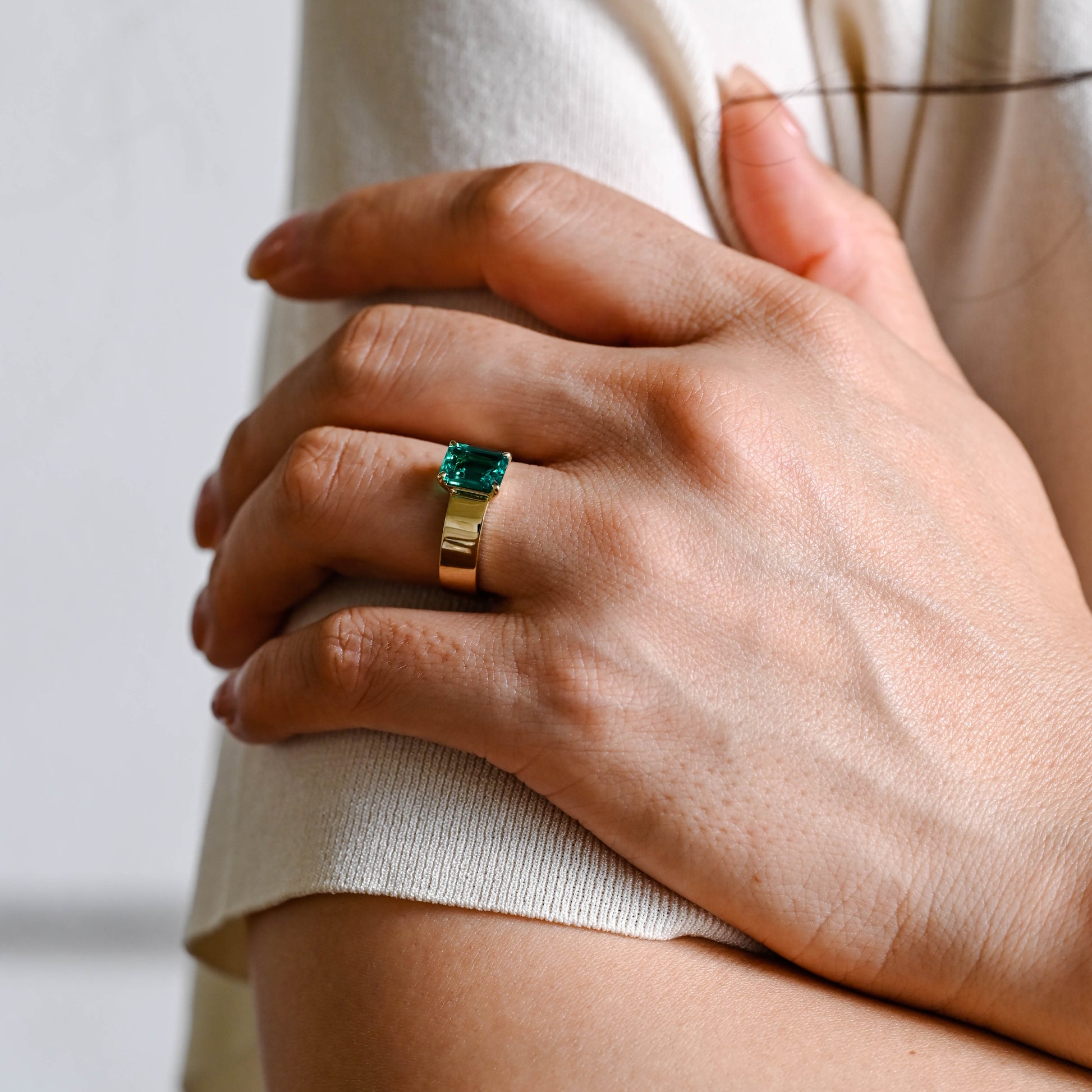 Solid Gold 5mm Width Solitaire Lab Grown Emerald Engagement Ring
