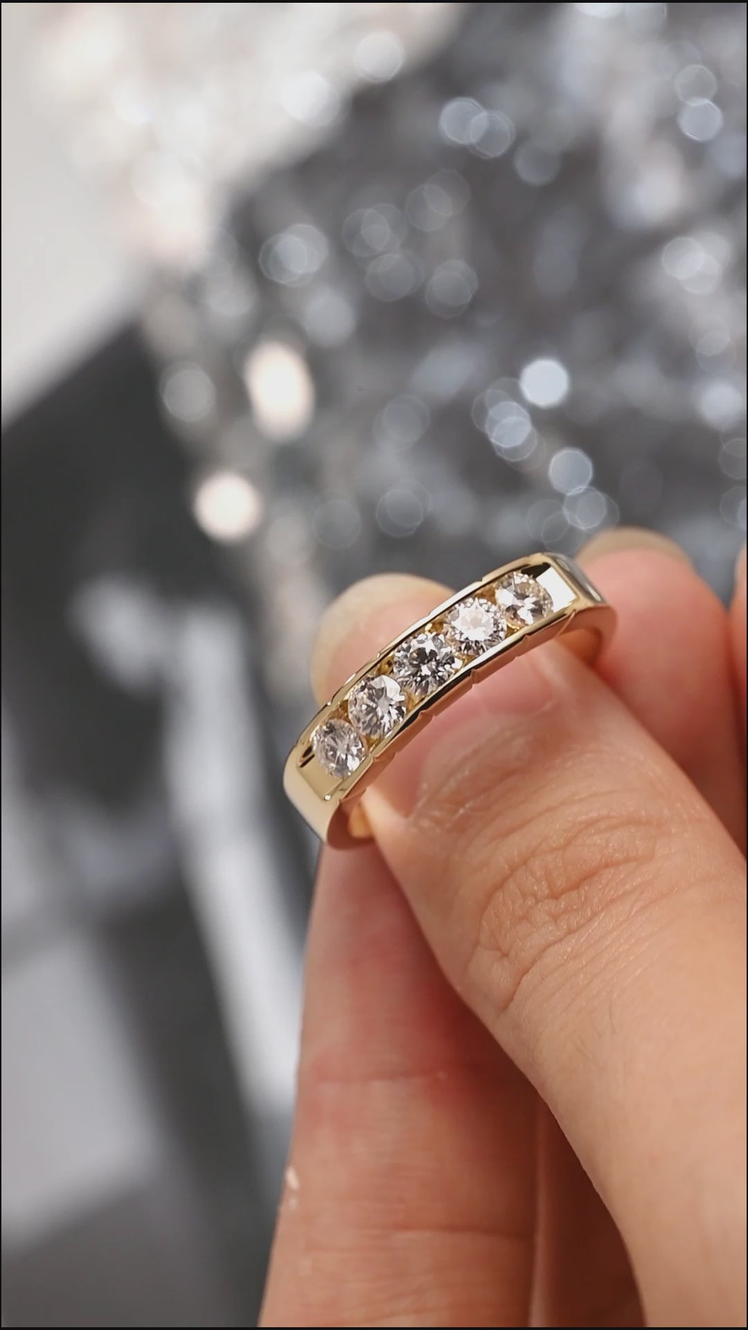 Solid Gold Round Cut Moissanite Wedding Band for Men, Men's Wedding Ring, Tapered Band, Birthday Gift, Anniversary Gift for Men Husband