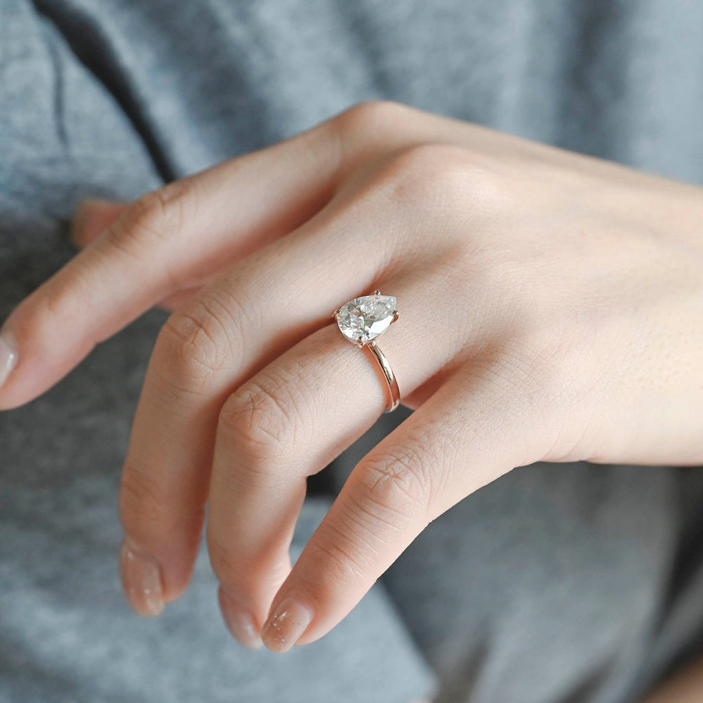 SquareJewelry pear cut moissanite engagement ring Solid Gold 4 Prongs Solitaire Pear Cut Moissanite Engagement Ring