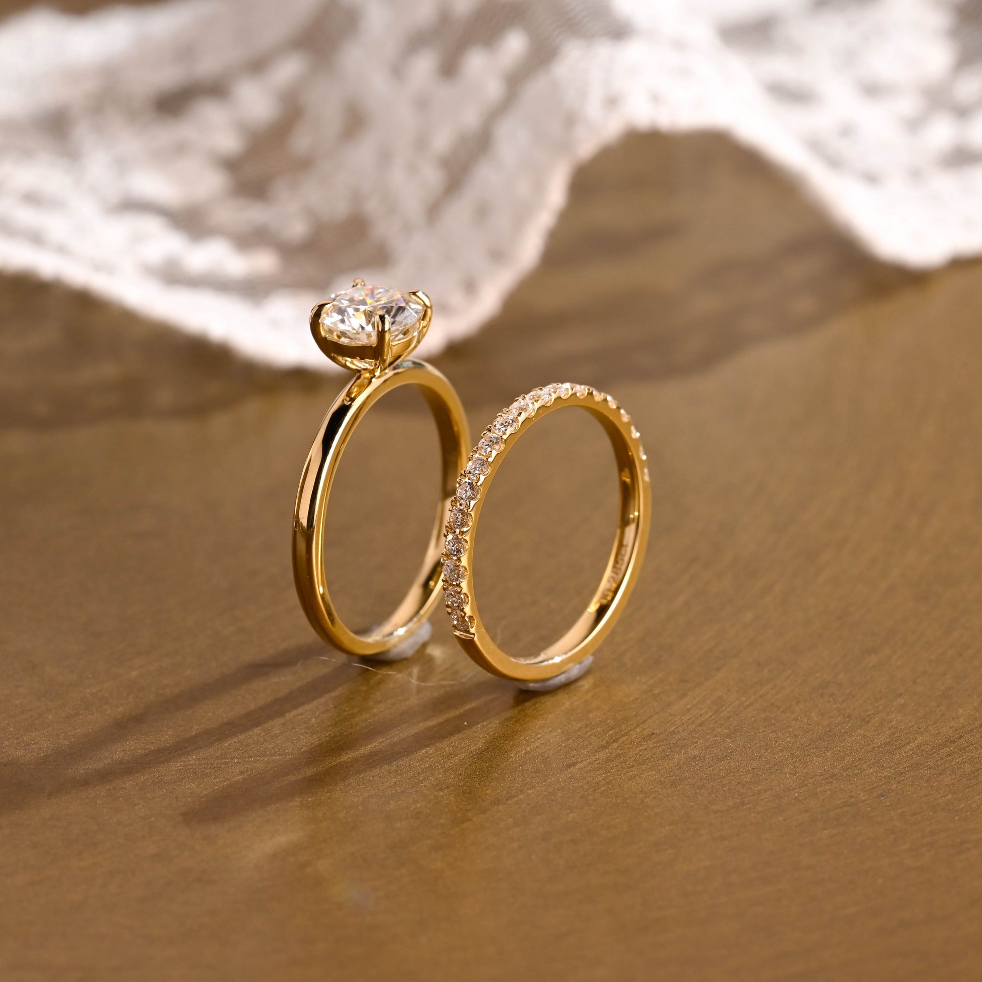 SquareJewelry round cut bridal set Dainty Round Cut Moissanite Wedding Ring Set